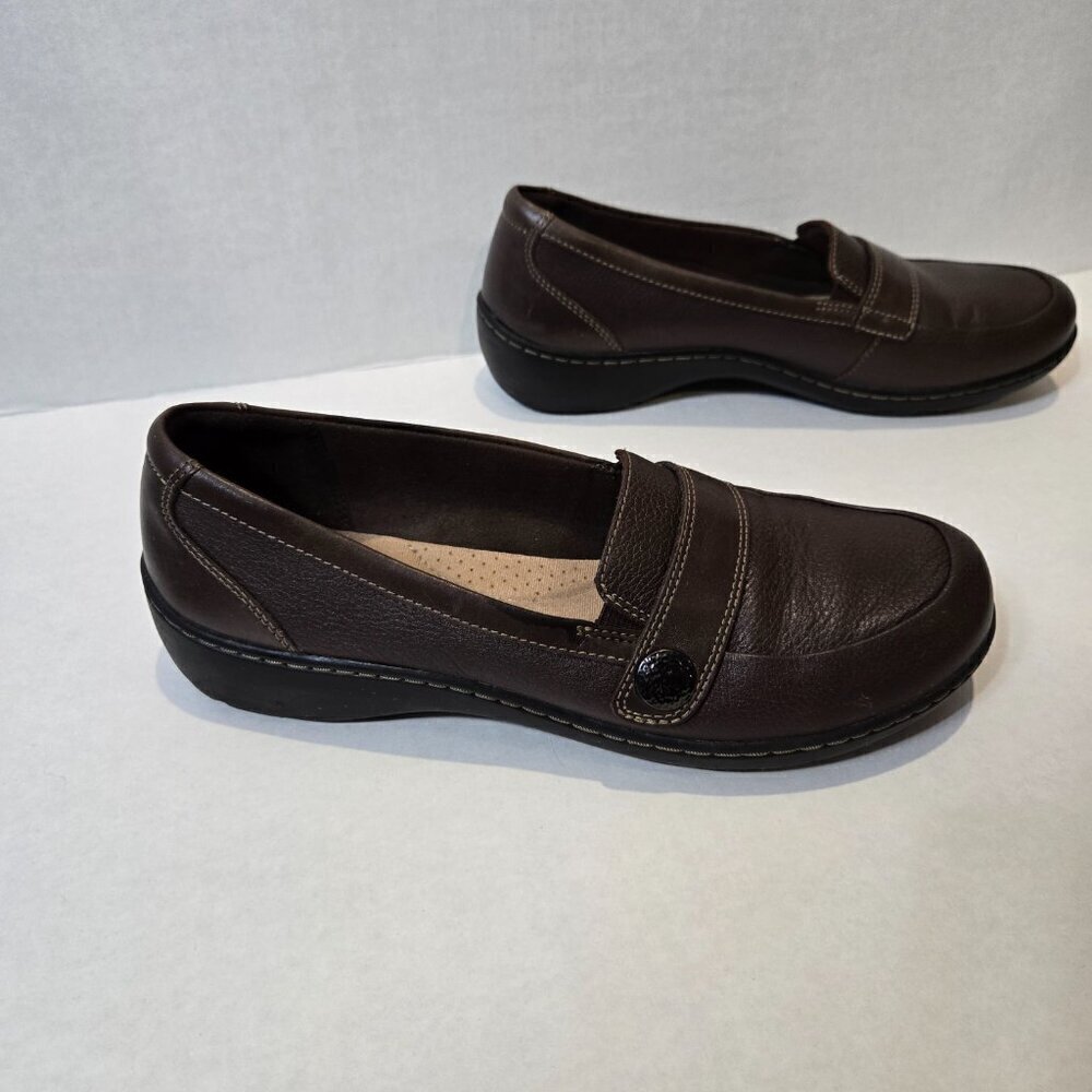 Clarks Cora Daisy Slip on Loafers Sz 9 Shoes Preppy Lagenlook Mules Brown